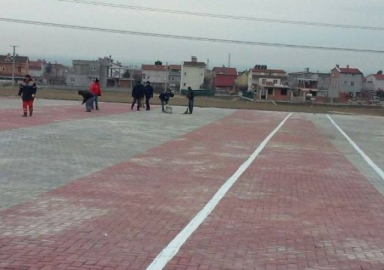 Yeniçiftlik kapalı pazar yerinde çalışmalar hız kazandı