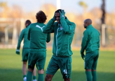 Bursaspor'da Batalla ve Del Valle kampa katıldı