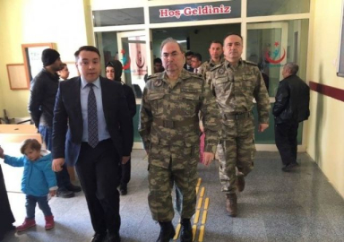 Bilgiç'ten Genel Sekreteri Sarıfakı'ya teşekkür plaketi