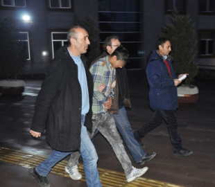 Pişkinliğin bu kadarı: 'Ben şarkıcıyım, beni niye çekiyorsunuz?'