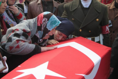 Samsun şehidine ağladı