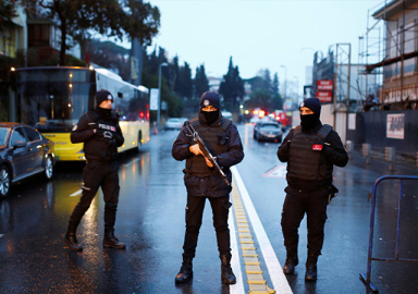 Reina katliamında dördüncü kişi aranıyor