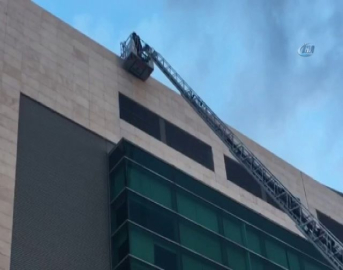 Ankara'da AVM'de panik