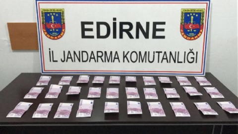 İç çamaşırından 15 bin euro sahte para çıktı