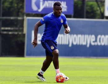 Emenike ve Van Der Wiel'e iyi haber