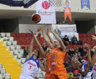 11. maçında ilk galibiyetini aldı