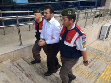 FETÖ'den tutuklu bulunan belediye başkanına tahliye