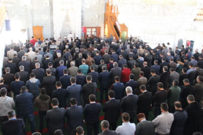 Diyanet'in Cuma hutbesi konusu evlilik programları