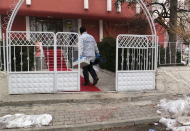 Tartıştığı babasını tüfekle vurarak öldürdü