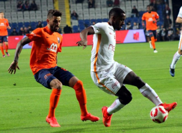 Başakşehir'den ilk yarıda 2 gol