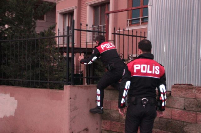 Polis okul çevresini didik didik aradı