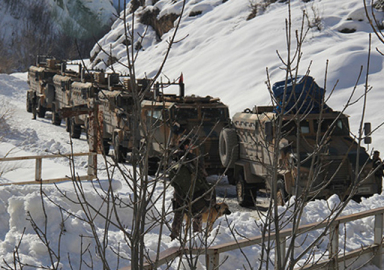 Gri listede aranıyordu! O terörist kıskıvrak yakalandı