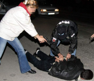 Uyuşturucuya geçit yok!