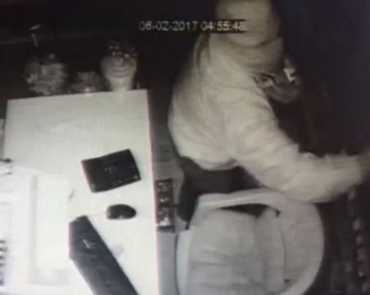 İki ilde 3 marketi 3 saatte soydular