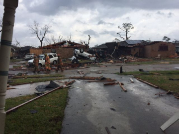 ABD'yi kasırga vurdu: 25 yaralı