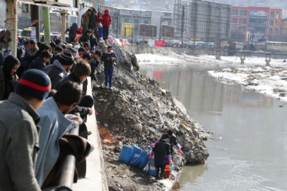 Afgan gençler teröre 'yeter' dedi