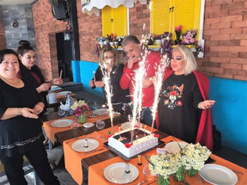 Safiye Soyman'a doğum günü sürprizi