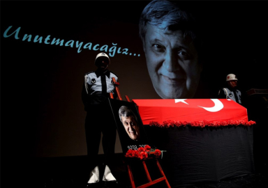 Halit Akçatepe'ye veda