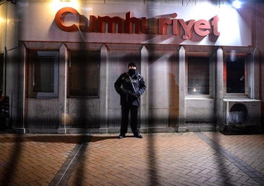 Cumhuriyet yazarları hakkında iddianame tamamlandı