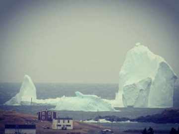Dev buz dağı herkesi şaşırttı