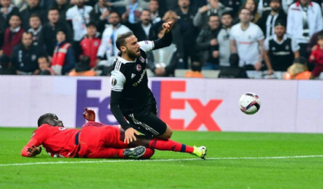 İlk yarıda 2 gol var