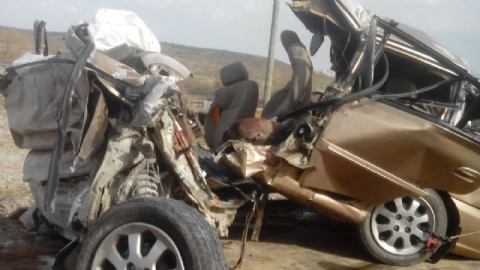 Erzurum'da feci kaza: 2 ölü 3 yaralı