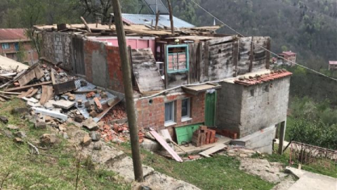 Trabzon'da fırtına: 1 ölü