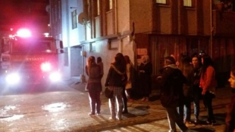 Kız yurdunda çıkan yangın paniğe neden oldu