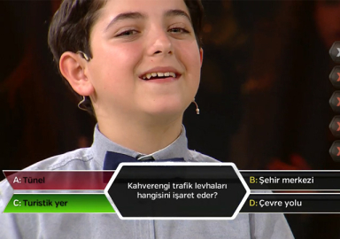 Çocuk oyuncular kimsesiz çocuklar için yarıştı