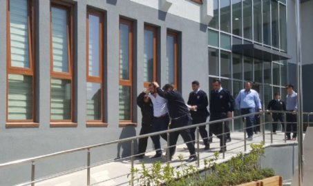 Çerkes Cengiz'in mumu yatsıya kadar yandı