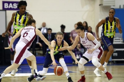 Potada kadınlar şampiyonu Yakın Doğu