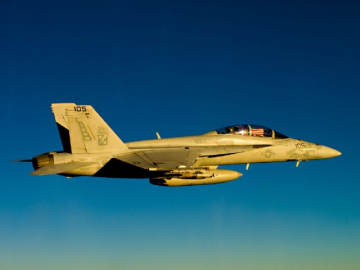 Koalisyon güçleri Esed rejimine ait konvoyu vurdu