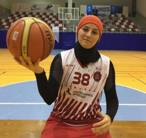 'En büyük hayalim başörtülü sporcuların sahalarda olması'