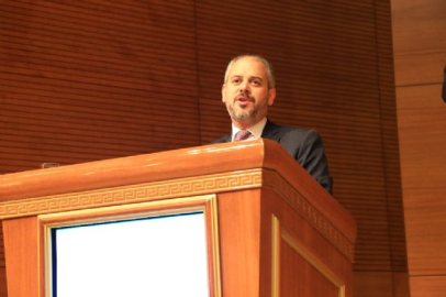 Bakan Kılıç gençlerle bir araya geldi