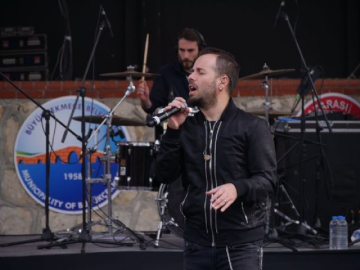 Emre Aydın, Büyükçekmece'de sahne aldı