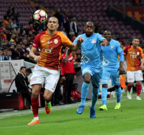 Aslan üçüncülük aşkına