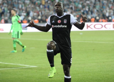 Aboubakar seriye bağladı