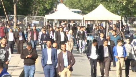 AK Partililer Ankara Arena'ya akın etti