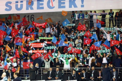 AK Parti 3. Olağanüstü Büyük Kongresi'nde büyük coşku