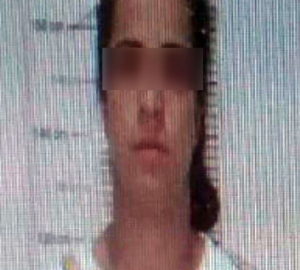 Kendisine şantaj yapan adamı öldürdü