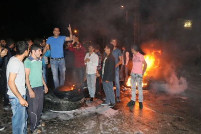 İzinsiz eylem yapan mahalleliye TOMA'lı müdahale