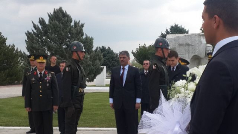 Cevdet Sunay kabri başında anıldı