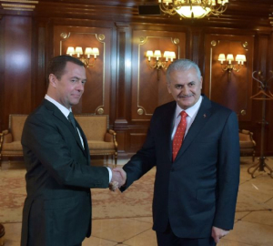 Yıldırım Rus mevkidaşıyla görüştü