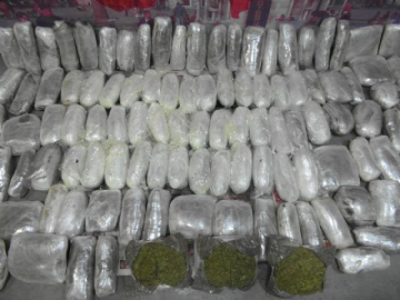 İzmir'de zehir tacirlerine büyük darbe