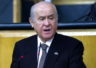 Bahçeli'den FETÖ mesajı: Gözlerinin yaşına bakmayın!