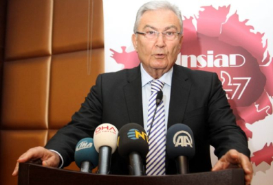 Baykal'dan Kılıçdaroğlu'na: Aday olacaksan ol, olmayacaksan...