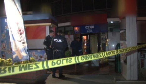 İstanbul'da silahlı fast-food soygunu