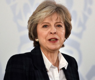 Başbakan May açıkladı: İngiliz ordusu teröre karşı alarmda