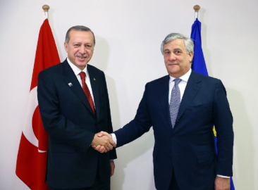 Erdoğan, AP Başkanı Tajani'yi kabul etti