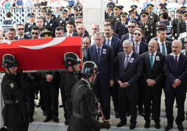 Şehit Büyüksoy son yolculuğuna uğurlandı